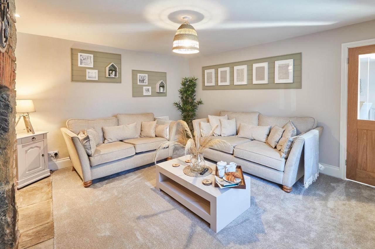 Host & Stay - Sion Hall Cottage Alnwick Bagian luar foto